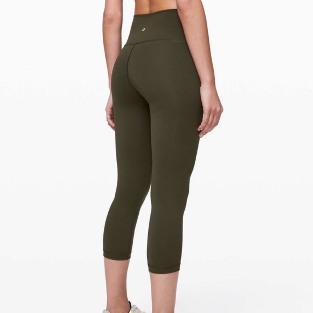 Lululemon Olive Green Wunder Under High Rise Cropped Leggings Size 4